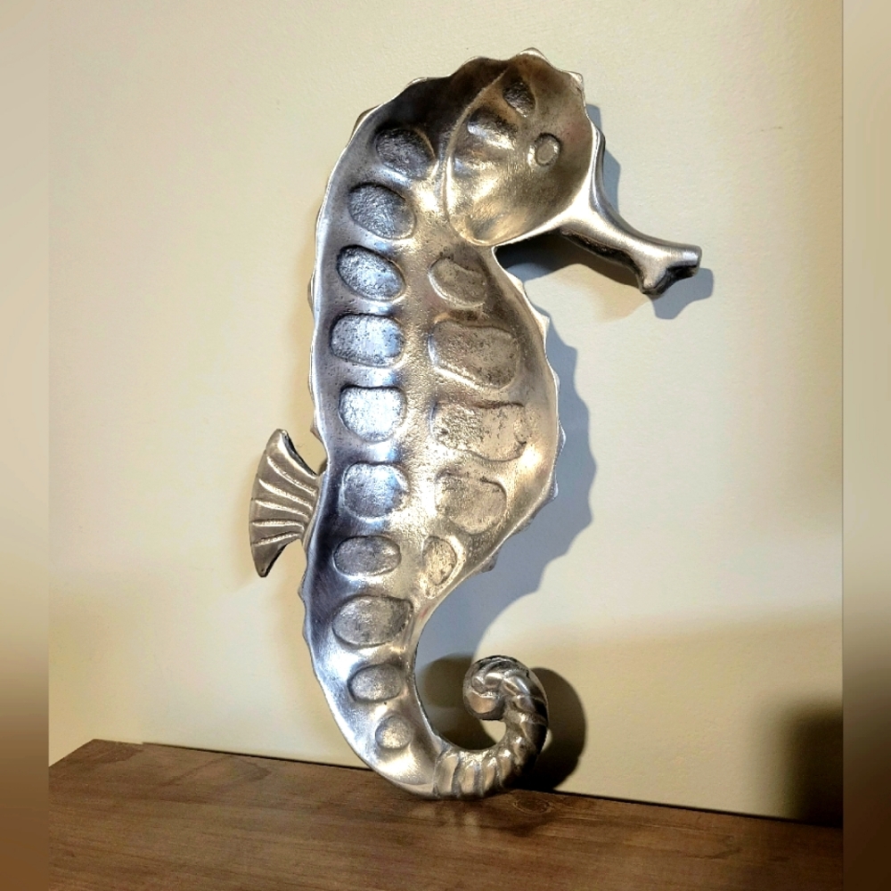 Aluminum / Metal Decorative Coastal Seahorse Trinket Bowl or Plate